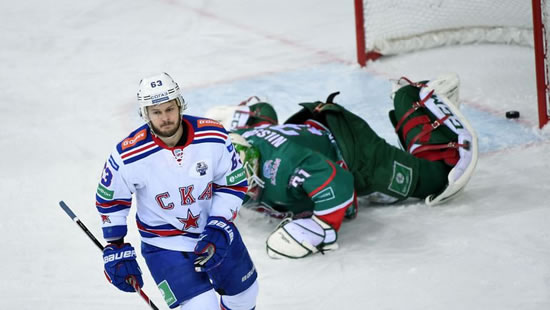Евгений Дадонов. Фото: khl.ru