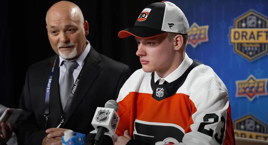 Screenshot via Philadelphia Flyers/YouTube